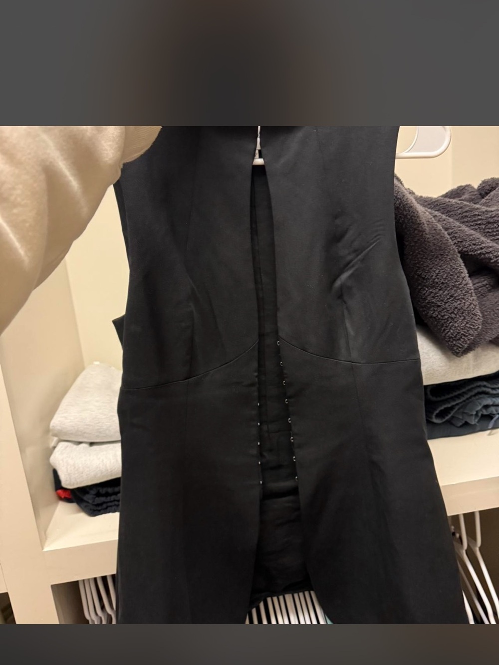 Reformation Esena top size 6 - Picture 3 of 4